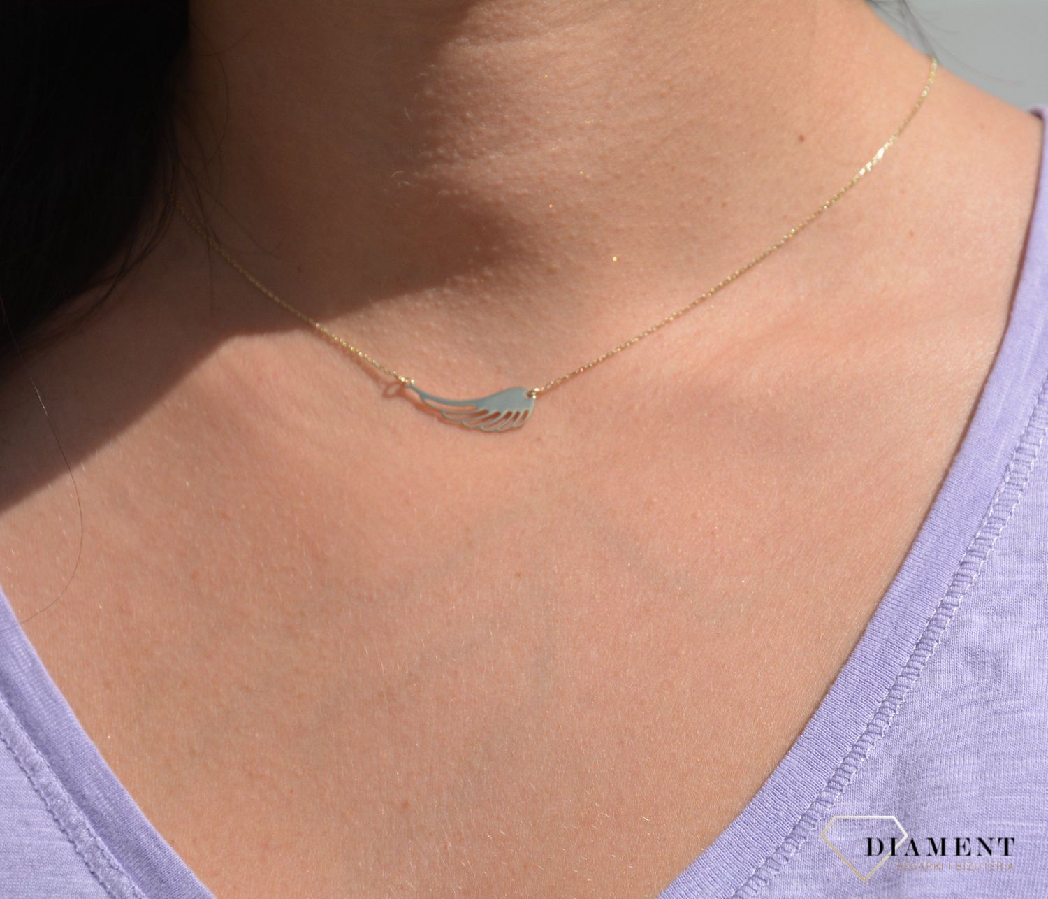 Naszyjnik złoty celebrytka 333 skrzydła anioła NA 1441C.jpg